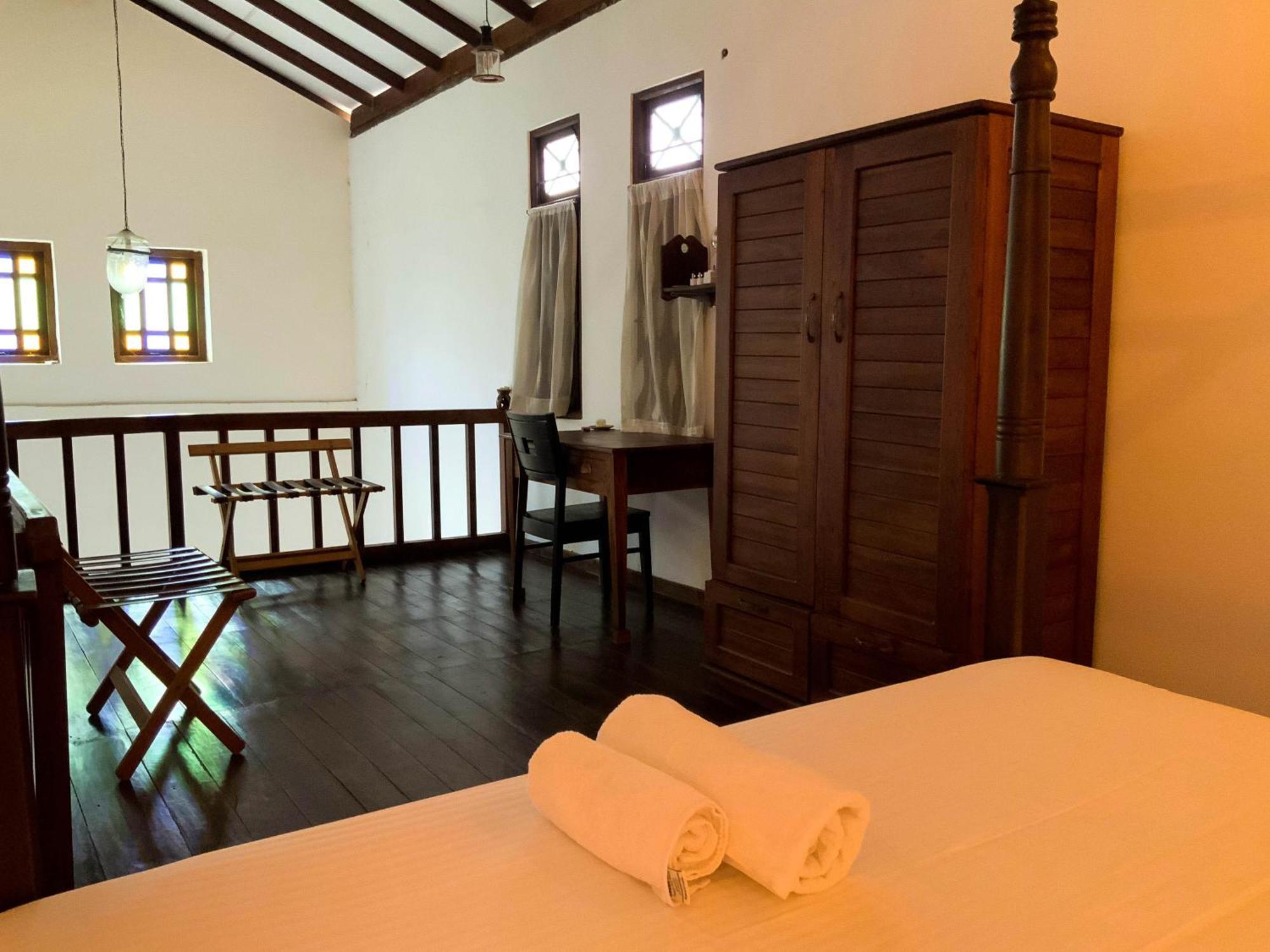 Headman House Antique Villa - A Seaside Royal Stay Ahangama Extérieur photo